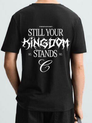 polera “still your kingdom stands”